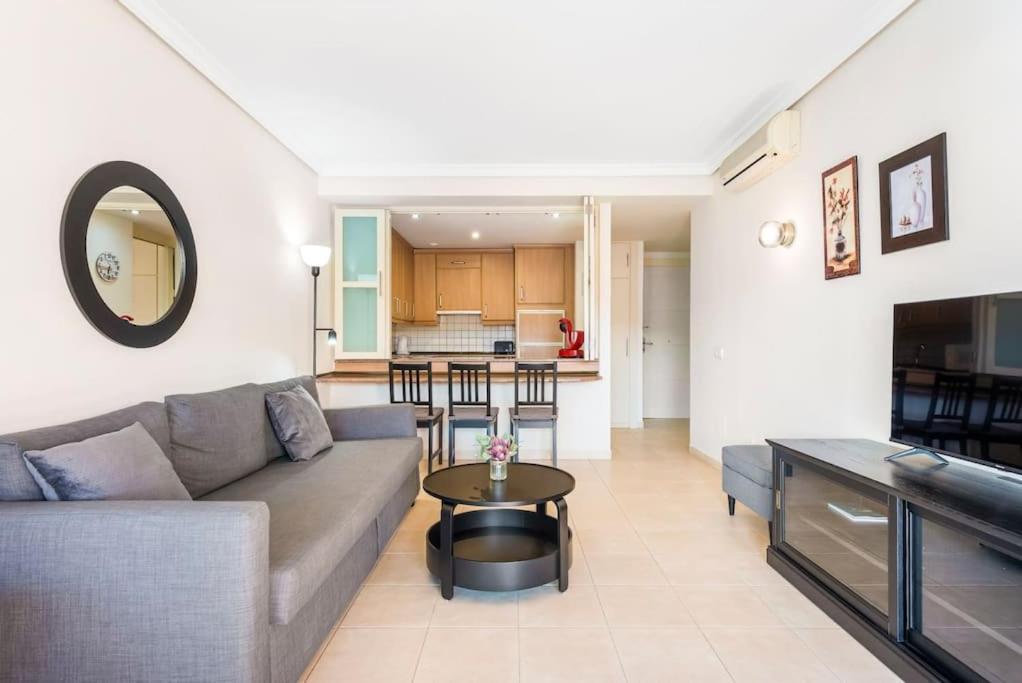 Bright And Welcoming Holiday Home 圣地亚哥港 外观 照片